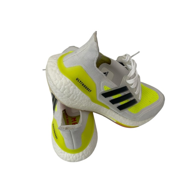 Men’s Size 8.5 Adidas UltraBoost 21 White Solar Yellow Tennis Shoes Runners NWT - Picture 2 of 8